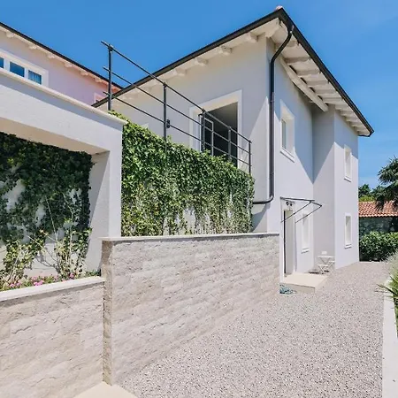 Kaliterra - Your In Croatia! Medveja